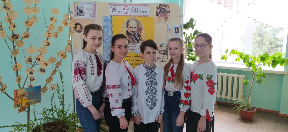 Поетичний флешмоб "Невмируще слово Кобзаря"