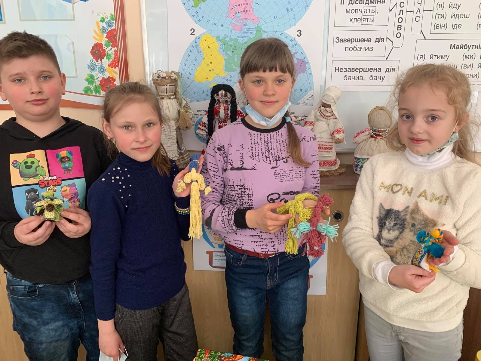 Лялька-мотанка - одна з найдавніших родинних іграшок, яка популярна сьогодні.