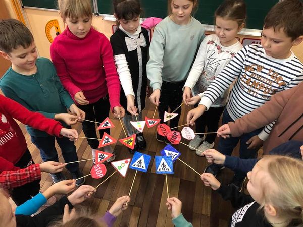 «Безпечна дорога від дому до школи»