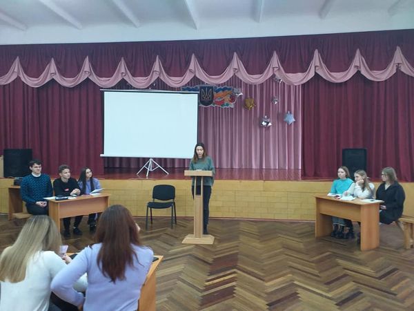 Дебати: «Обов’язкова вакцинація НЕ порушує права людини»