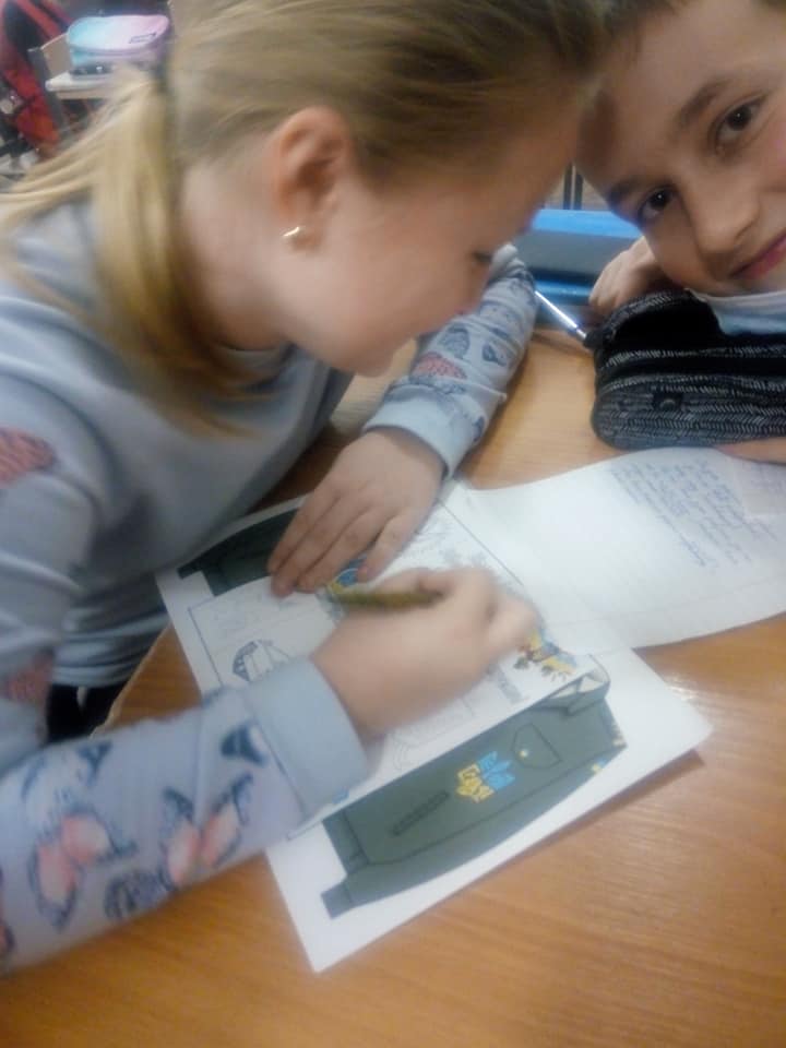 Вітальні листівки воїнам АТО