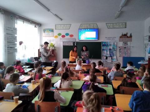 Школярі створювали агітаційні плакати та мотиваційні постери