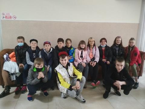 Учні 6-Г класу  відвідали доброчинний концерт  "Скликає Великодній дзвін"