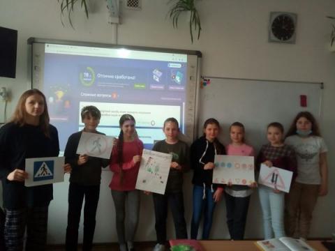 ТИЖДЕНЬ БЕЗПЕКИ ДОРОЖНЬОГО РУХУ.  Учні 6-Б класу  провели навчальну тематичну гру