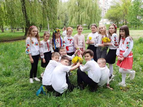Вічна пісня барв і кольорів...