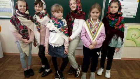 "Хустка із бабусиної скрині"